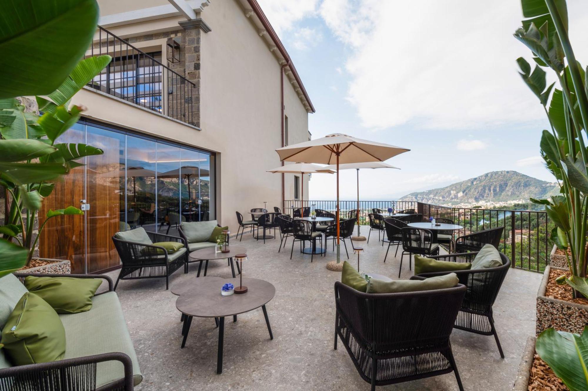 Caruso Sea View Hotel Sorrento Kültér fotó